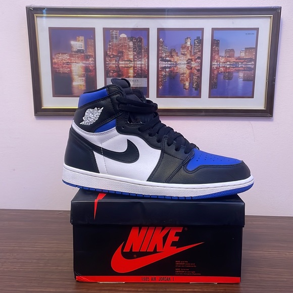 AIR JORDAN 1 RETRO HIGH ROYAL TOE MEN US 11 - Picture 4 of 4